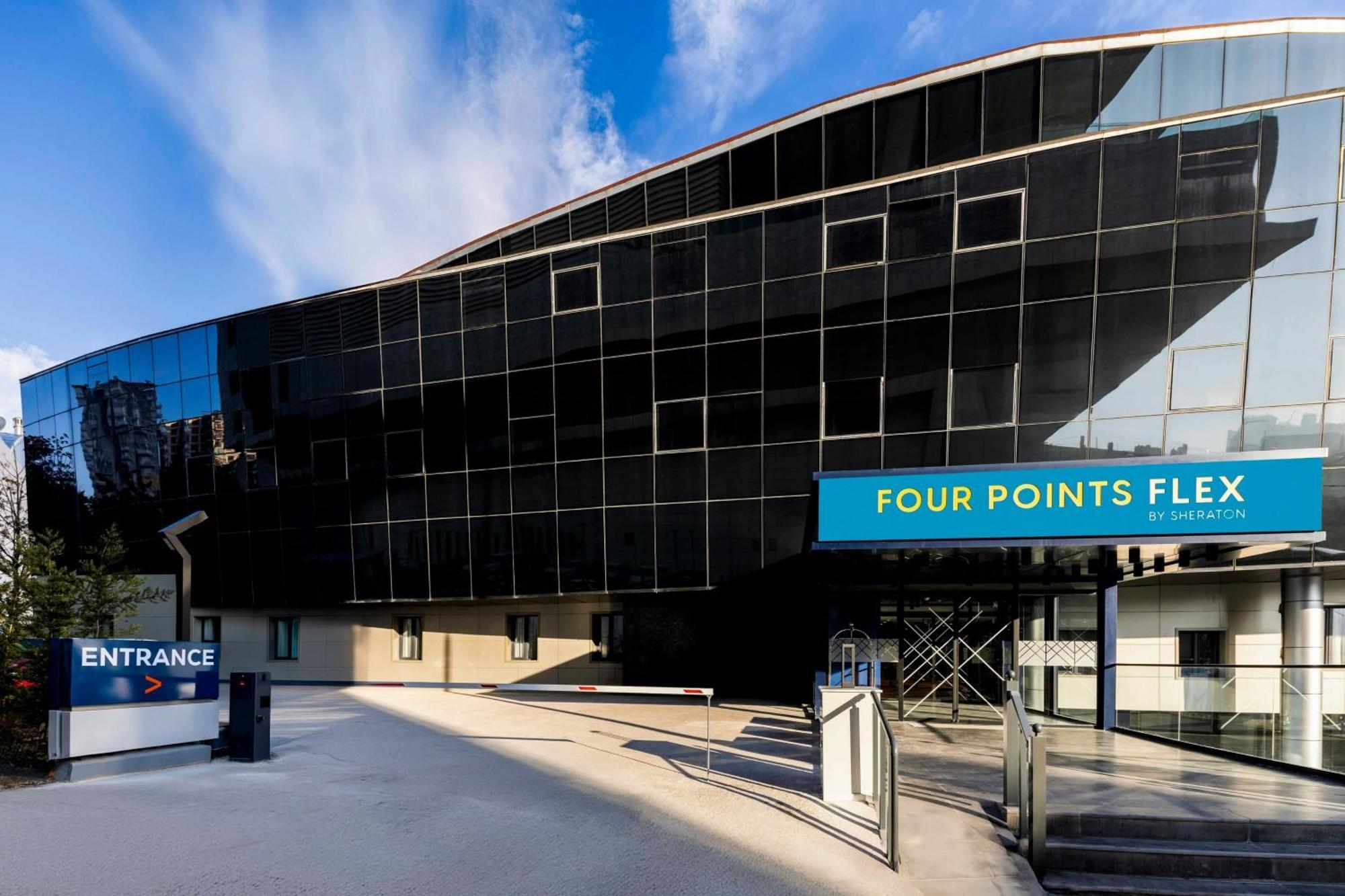 Four Points Flex By Sheraton Cukurambar Hotel *