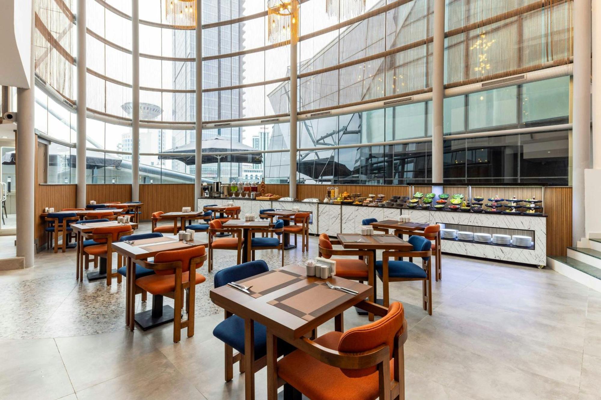 Four Points Flex By Sheraton Cukurambar *